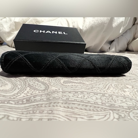 Authentic Vintage CC card or coin holder - Picture 12 of 16